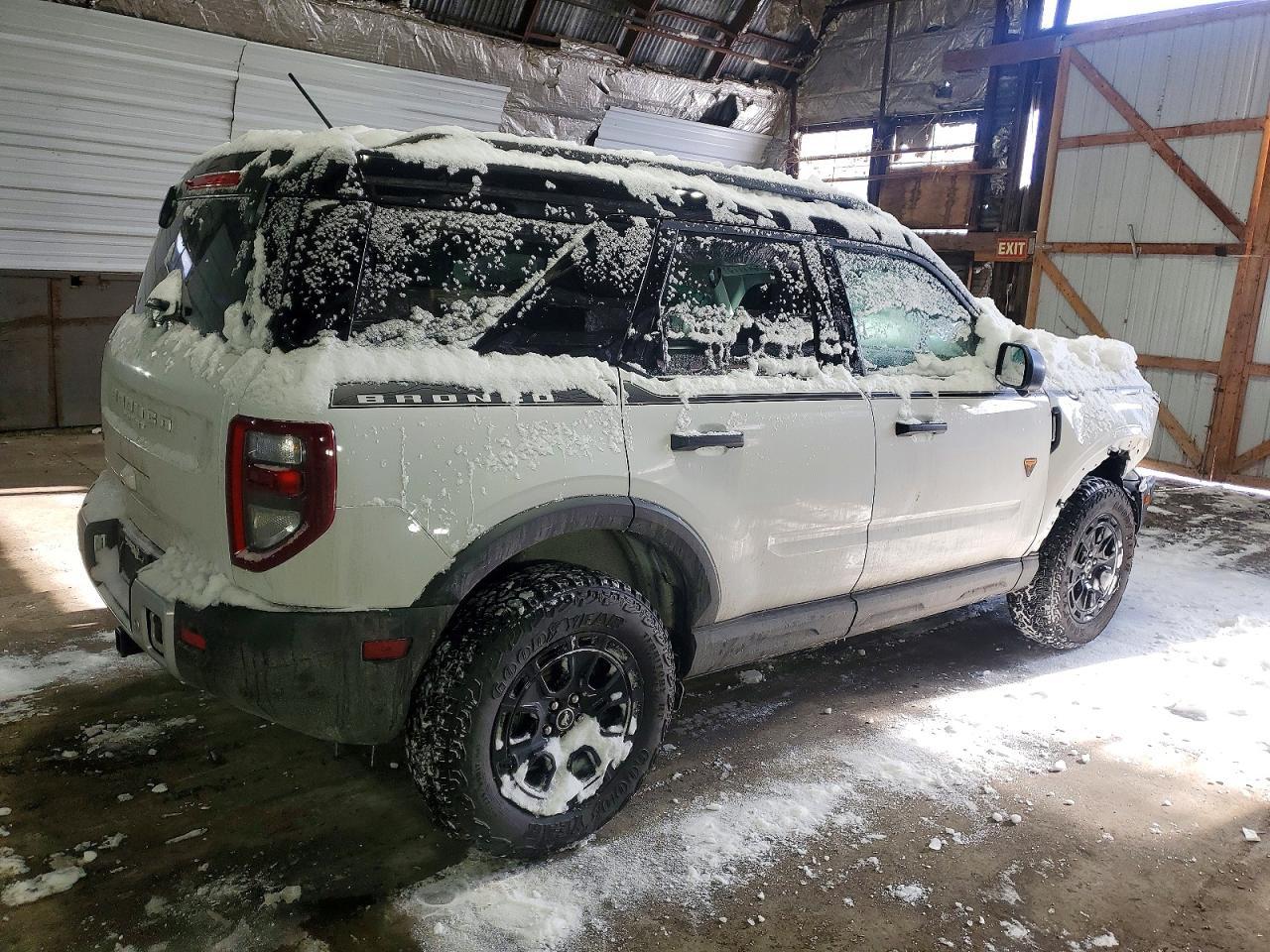 2025 Ford Bronco Sport Badlands - zdjęcie 3