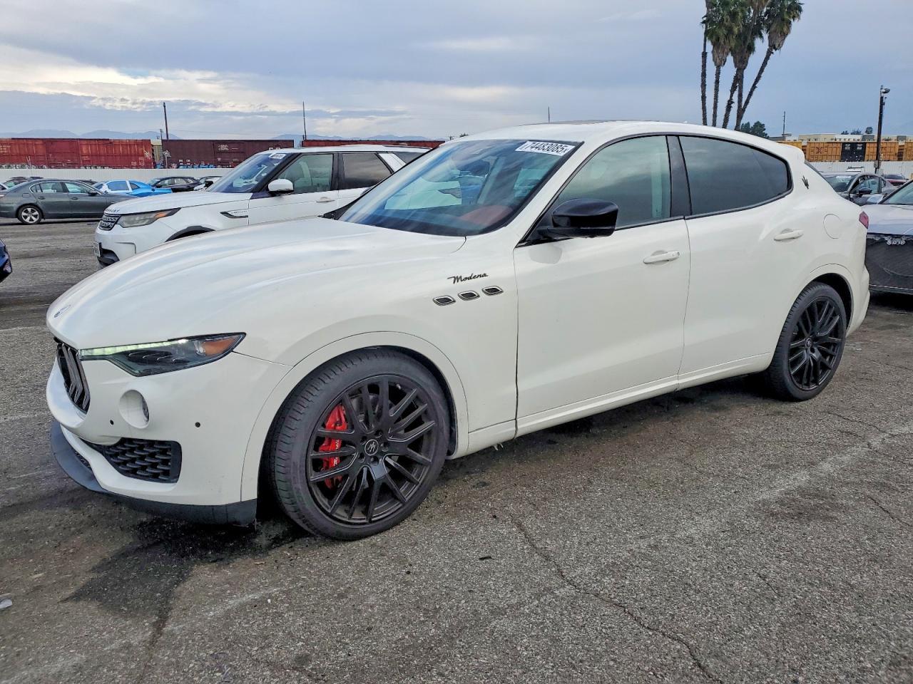 2023 Maserati Levante Modena - zdjęcie główne
