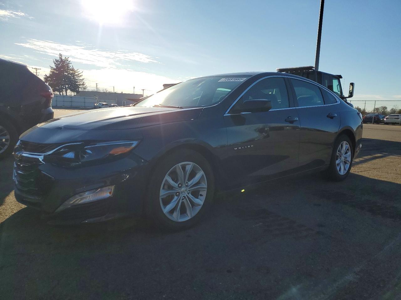 2022 Chevrolet Malibu Lt - zdjęcie główne