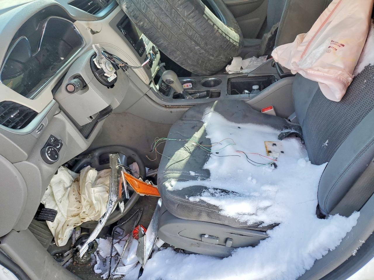 2017 Chevrolet Traverse Ls - zdjęcie 7