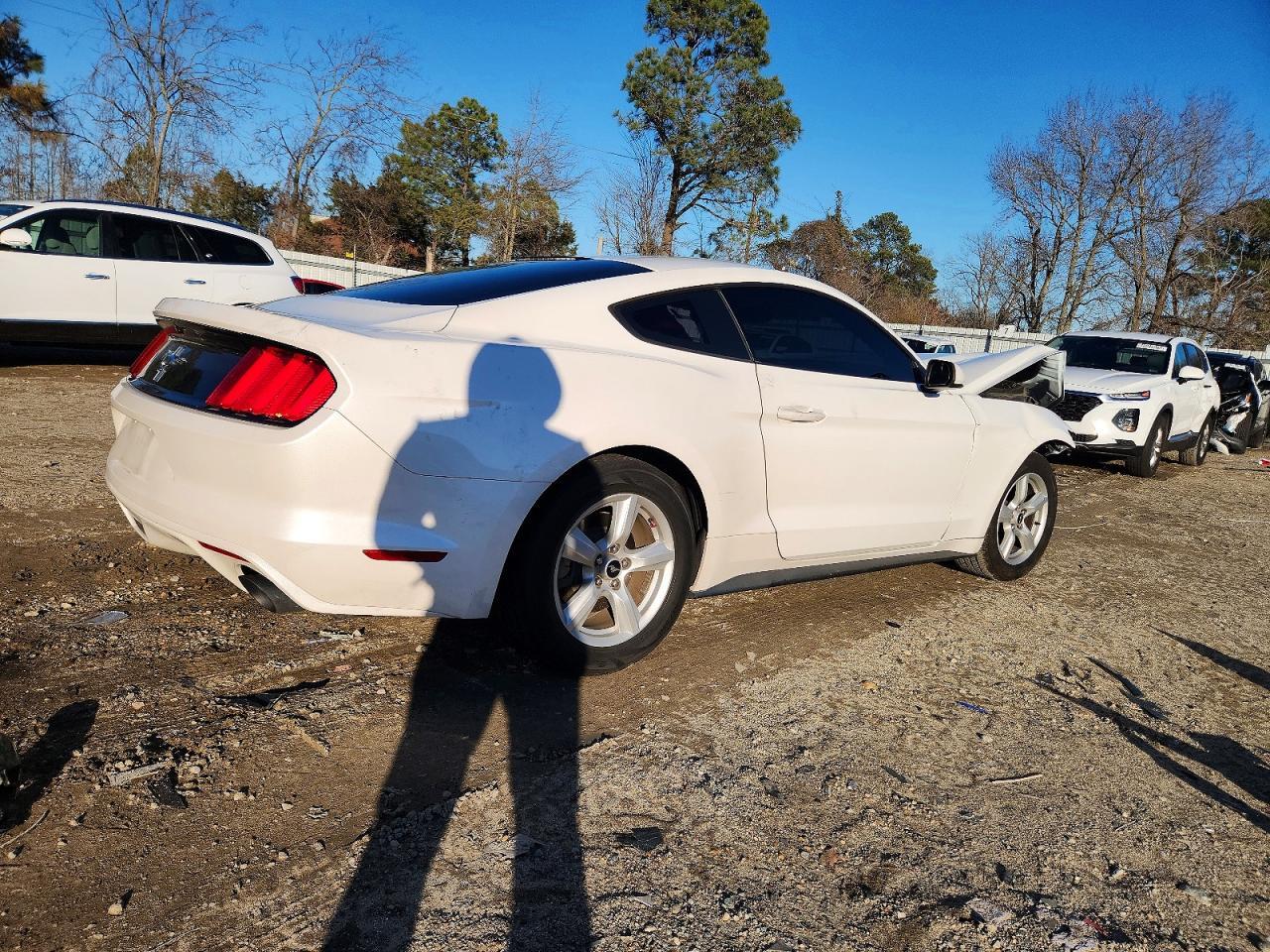 2017 Ford Mustang - zdjęcie 3