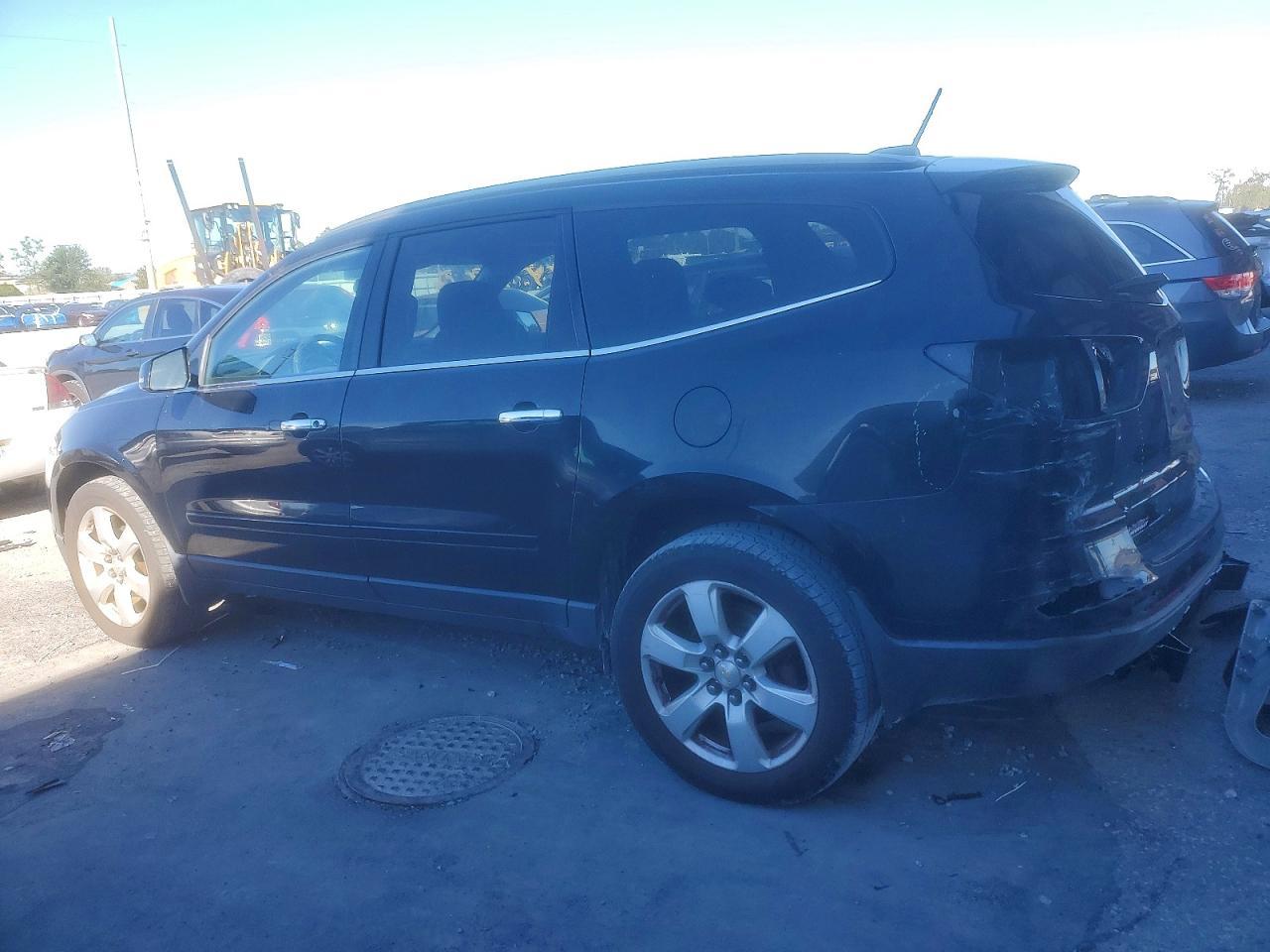 2016 Chevrolet Traverse Lt - zdjęcie 2