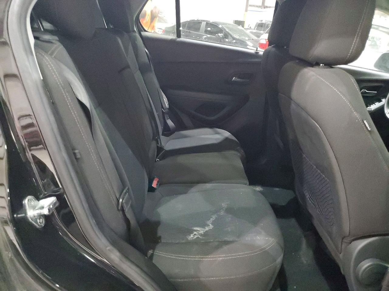 2021 Chevrolet Trax Ls - zdjęcie 11