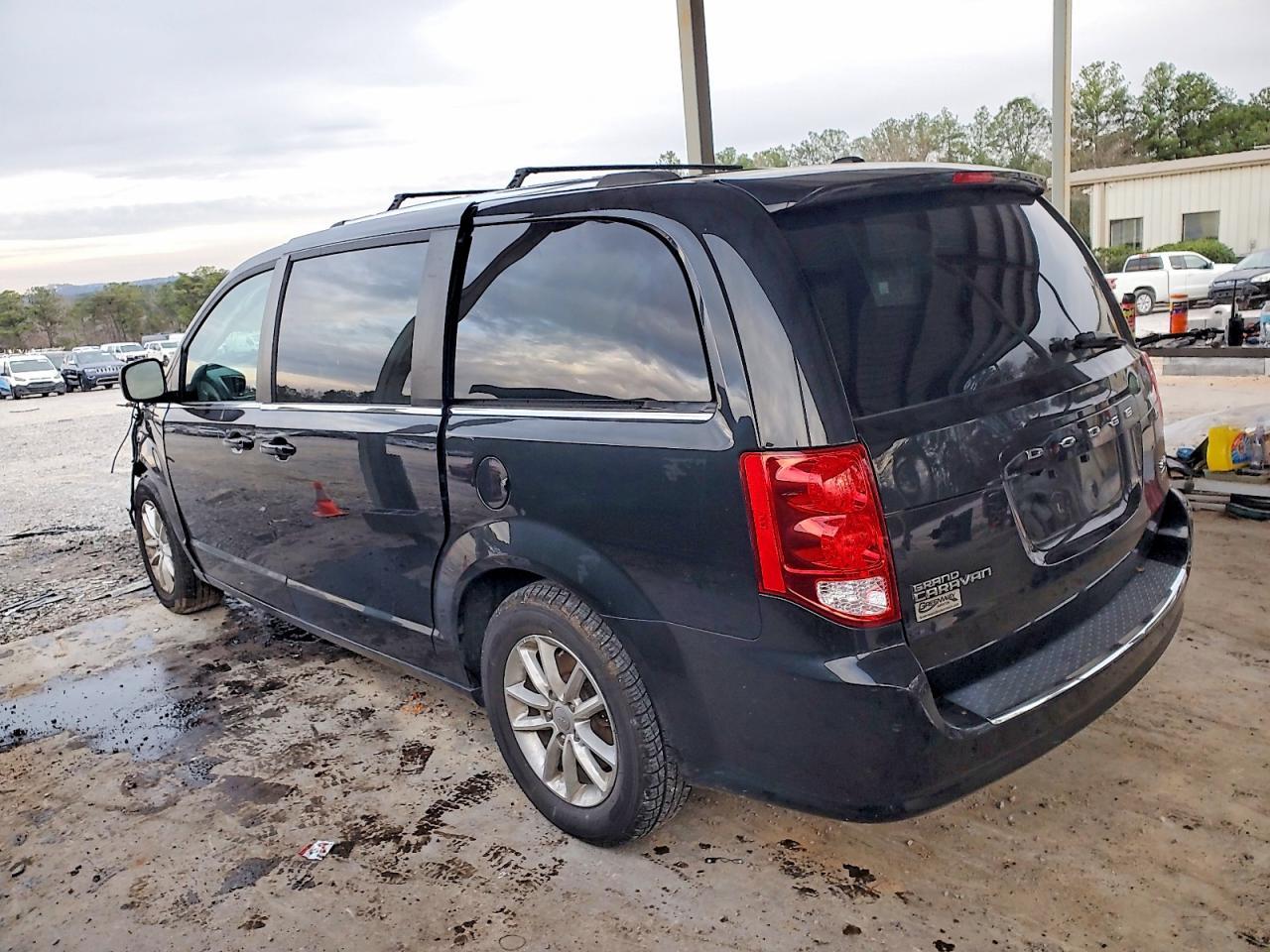 2019 Dodge Grand Caravan Sxt - zdjęcie 2