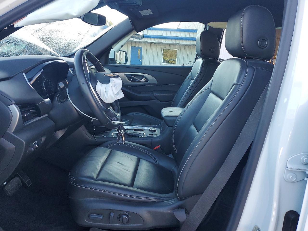 2022 Chevrolet Traverse Lt - zdjęcie 7