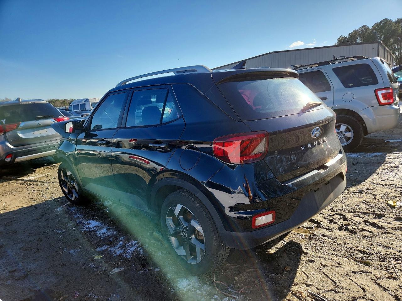 2021 Hyundai Venue Sel - zdjęcie 2