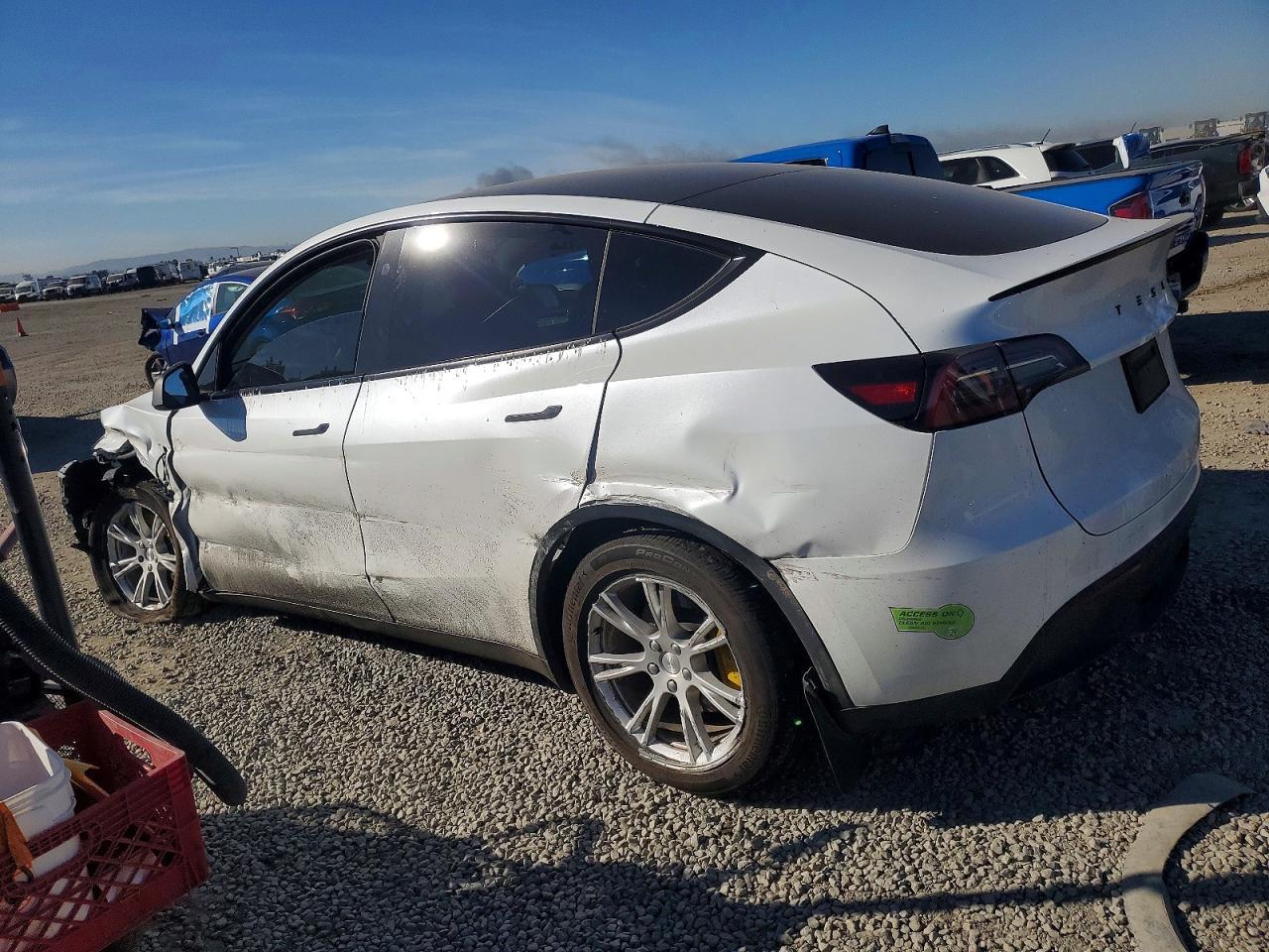 2023 Tesla Model Y - zdjęcie 2