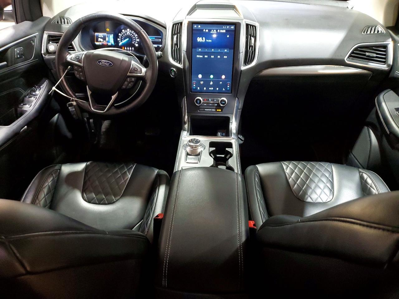 2023 Ford Edge Titanium - zdjęcie 8