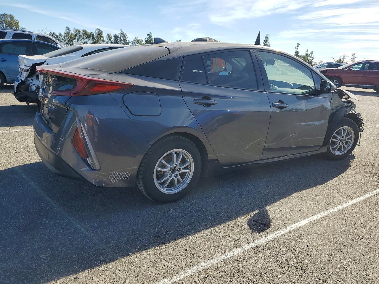2019 Toyota Prius Prime - zdjęcie 3