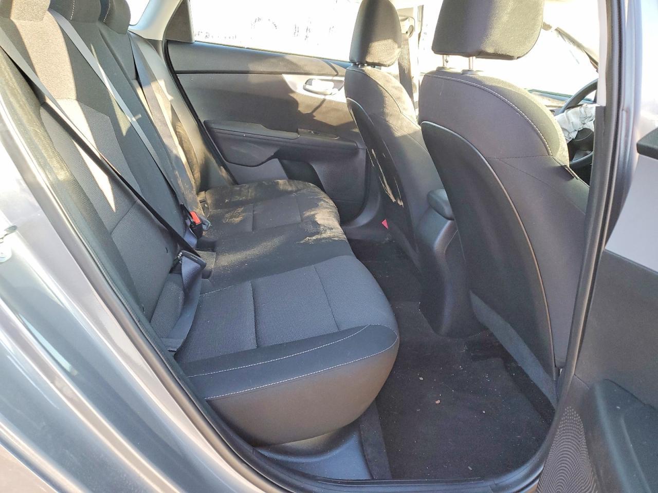 2024 Kia Forte Lx - zdjęcie 10