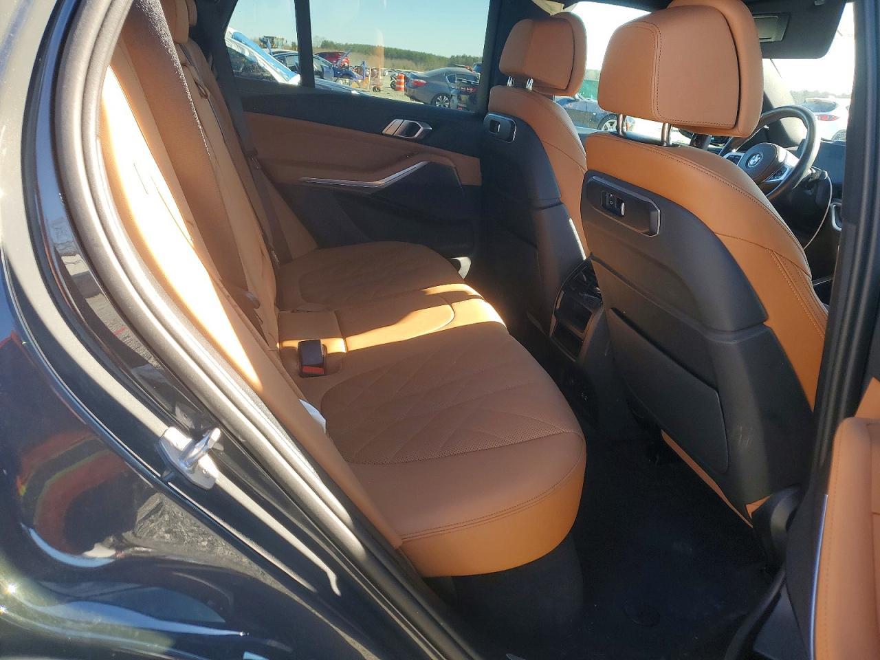 2024 BMW X5 xDrive40I - zdjęcie 10
