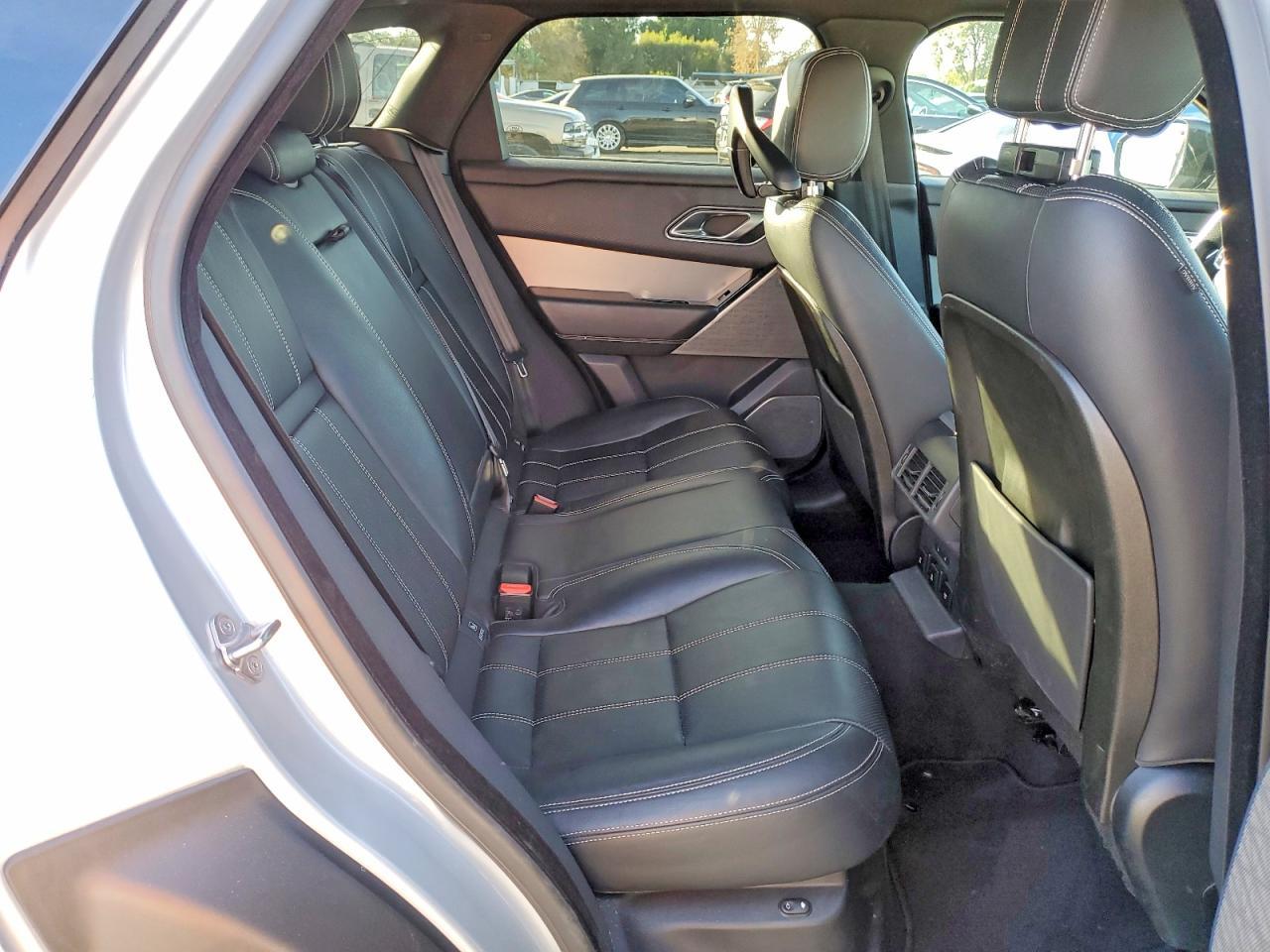 2020 Land Rover Range Rover Velar R-Dynamic S - zdjęcie 11