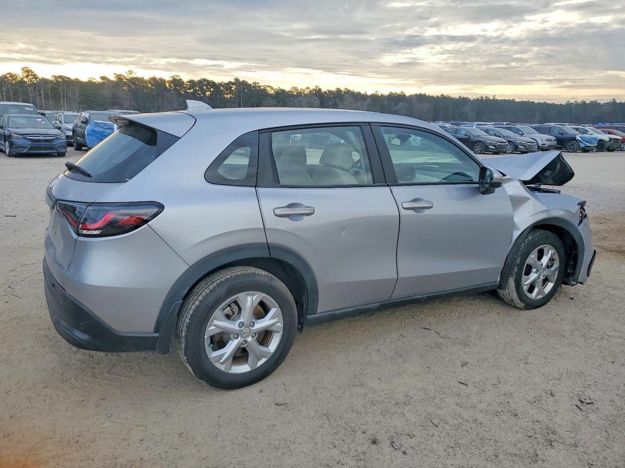 2023 Honda Hr-V Lx - zdjęcie 3