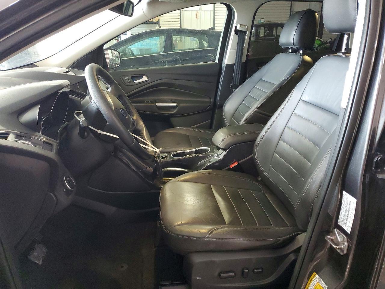 2015 Ford Escape Titanium - zdjęcie 7