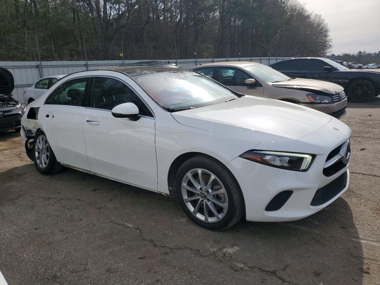 2019 Mercedes-Benz A 220 4Matic - zdjęcie 4