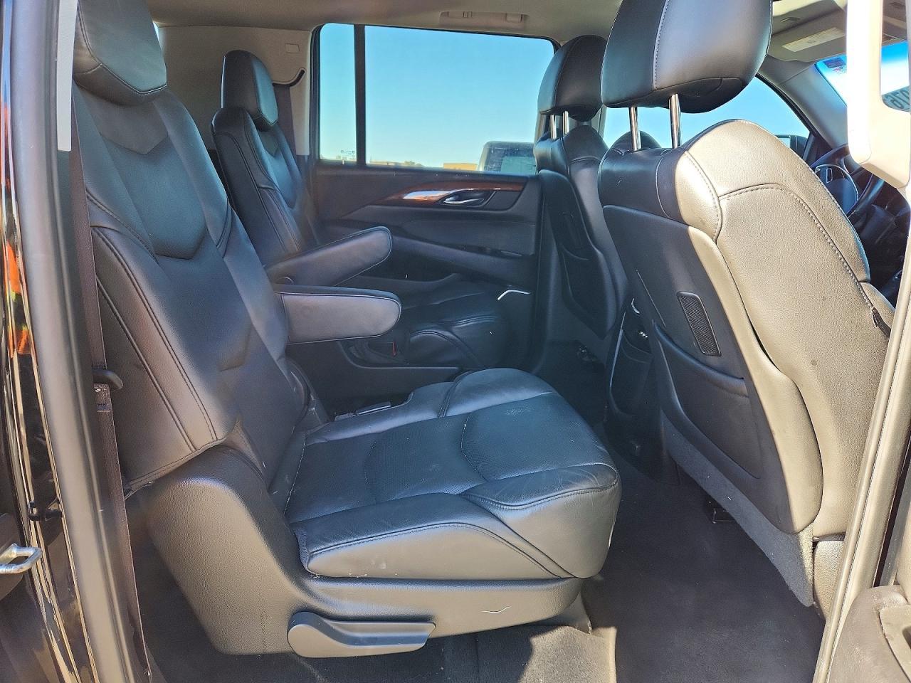 2016 Cadillac Escalade Esv Luxury - zdjęcie 11