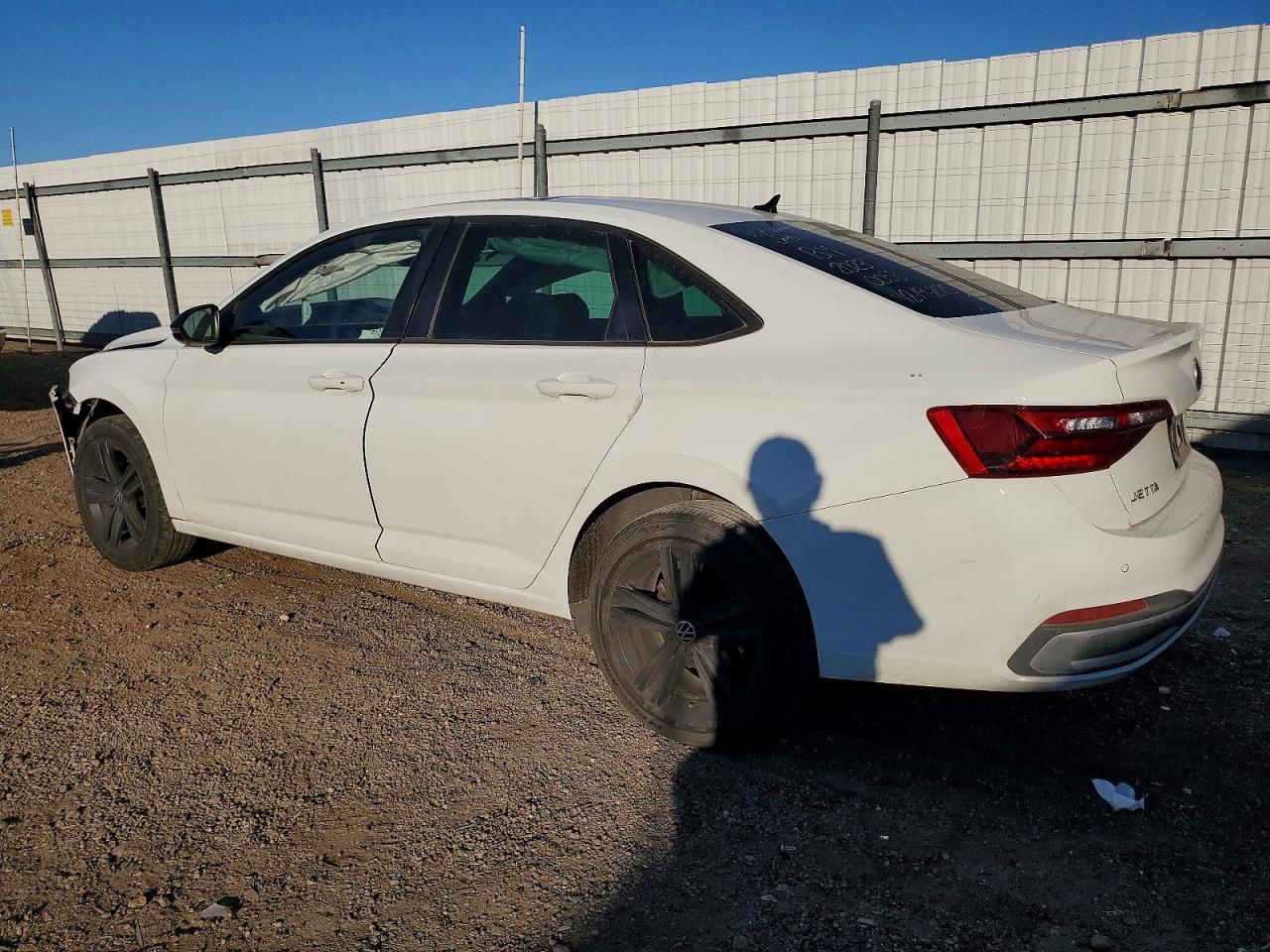 2023 Volkswagen Jetta - zdjęcie 2