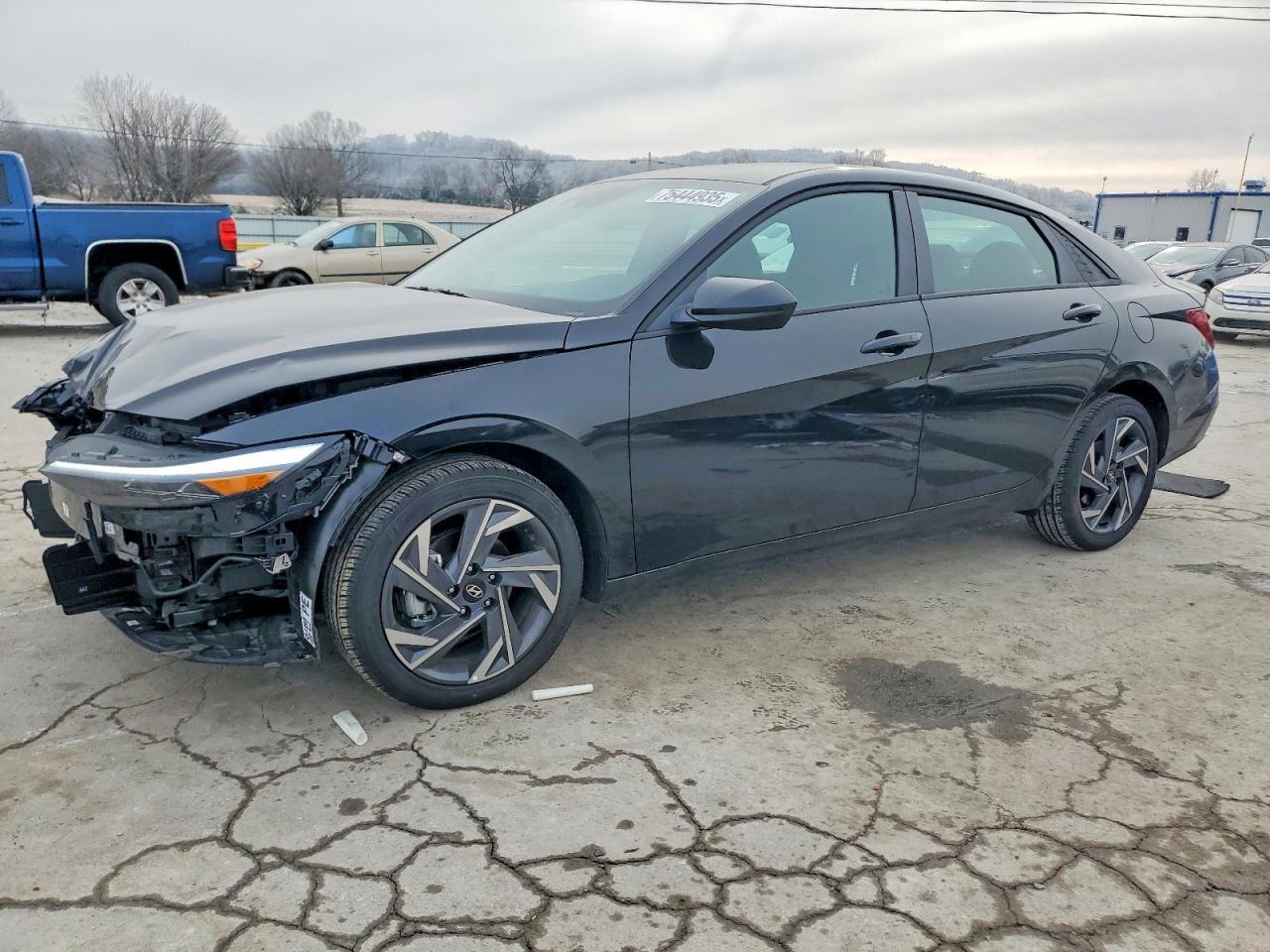 2025 Hyundai Elantra Sel Sport - zdjęcie główne