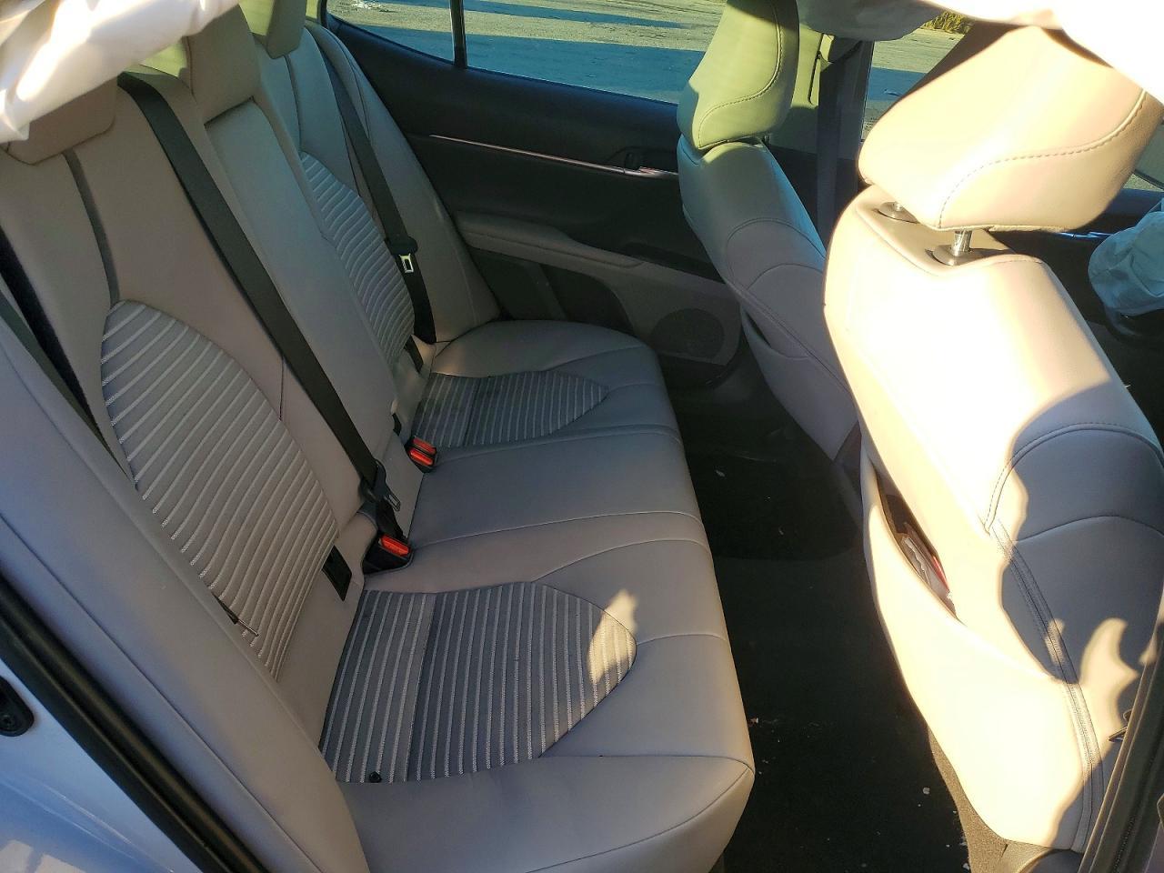 2024 Toyota Camry Se - zdjęcie 10