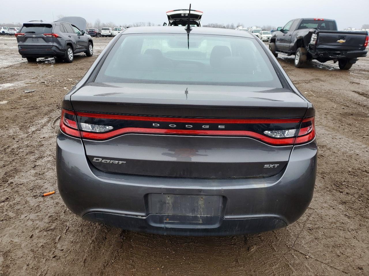 2015 Dodge Dart Sxt - zdjęcie 6