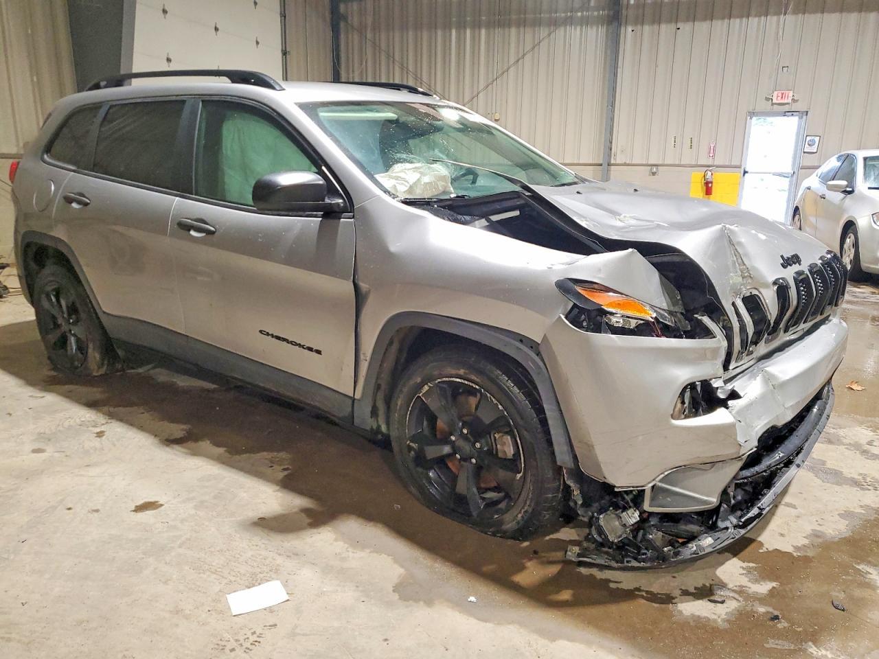 2017 Jeep Cherokee Sport - zdjęcie 4