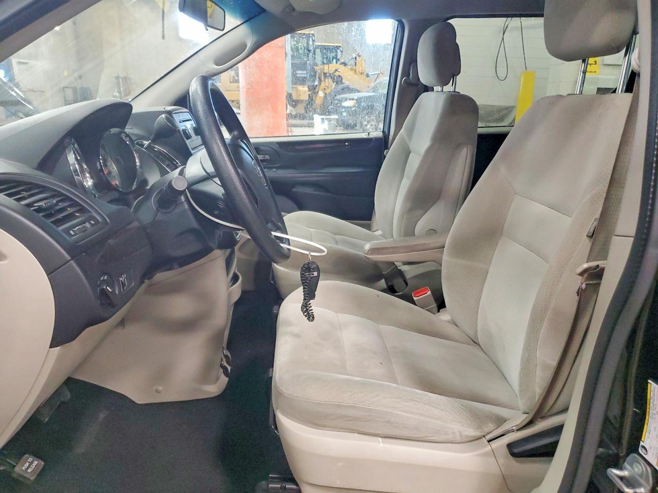 2016 Dodge Grand Caravan Se - zdjęcie 7