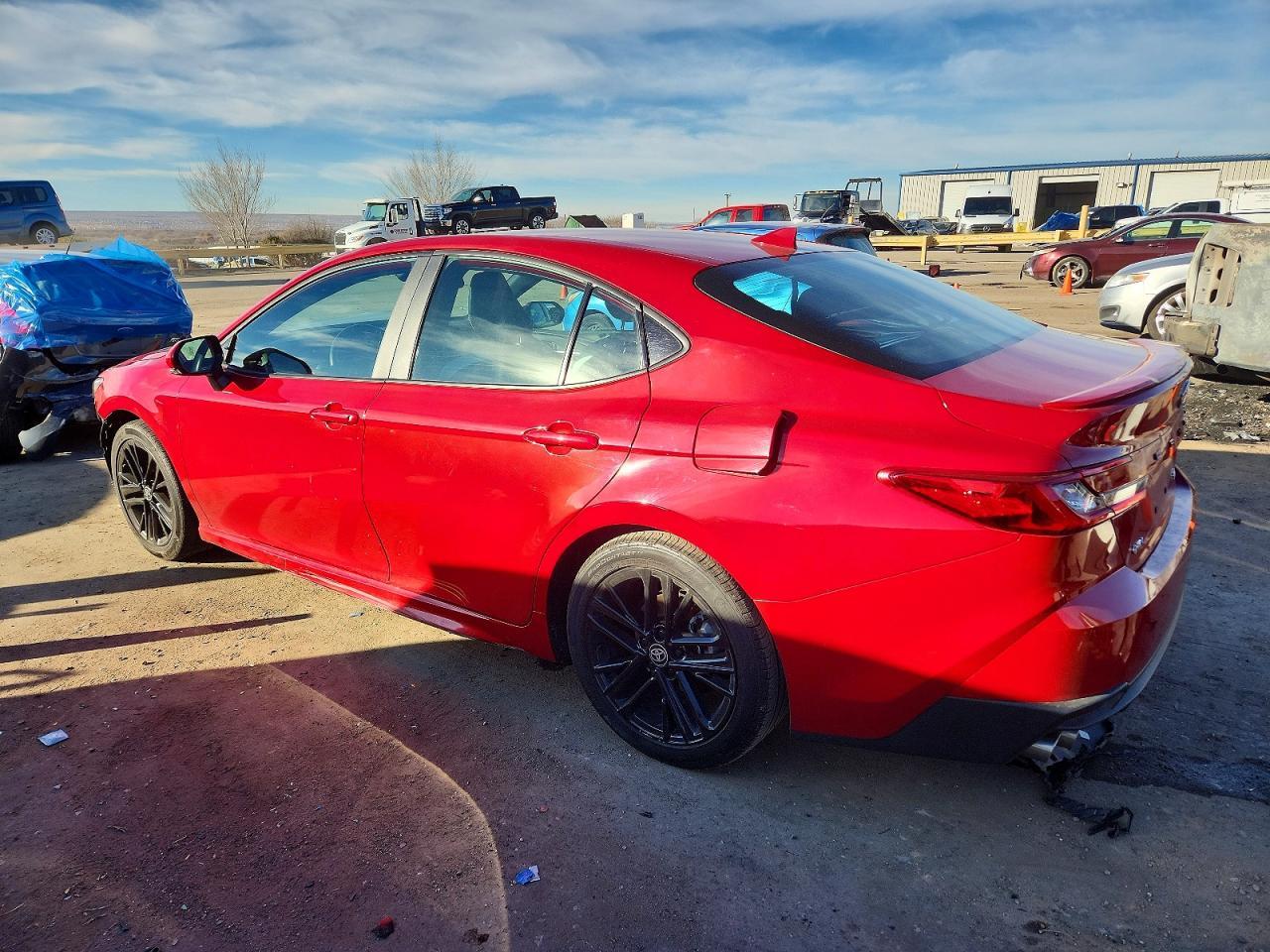 2025 Toyota Camry Xse - zdjęcie 2