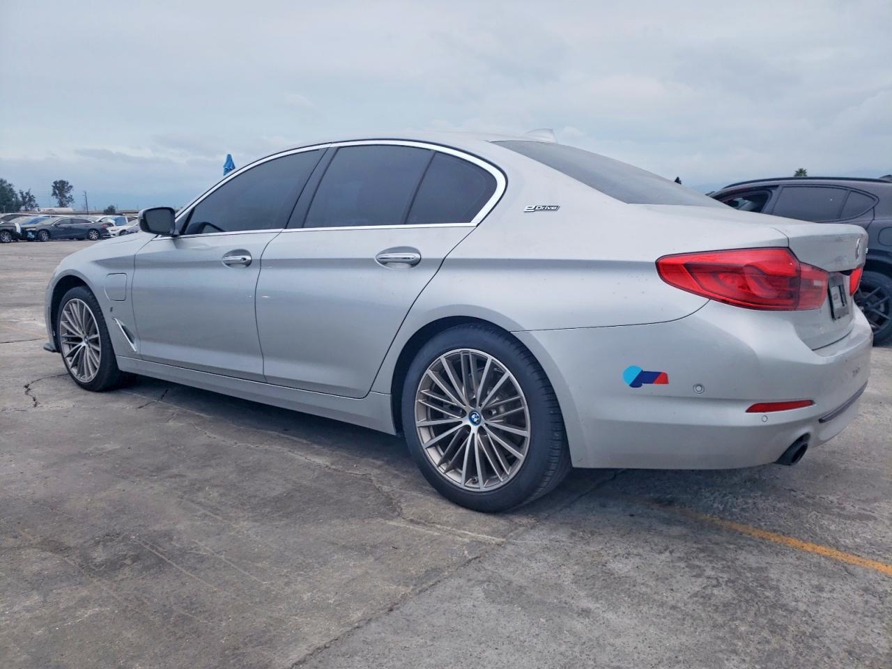 BMW Seria 5 - zdjęcie 2