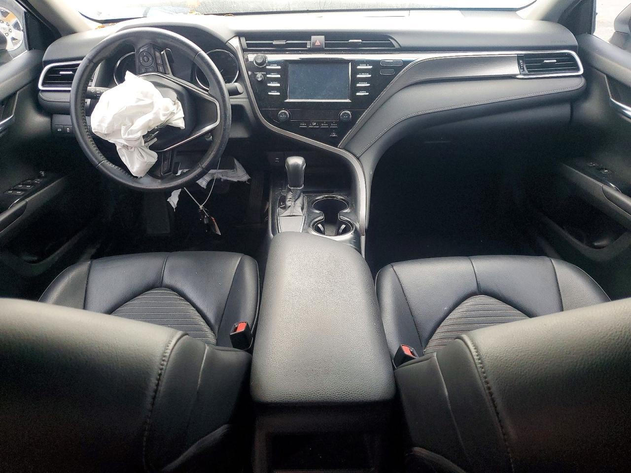 2018 Toyota Camry L - zdjęcie 8