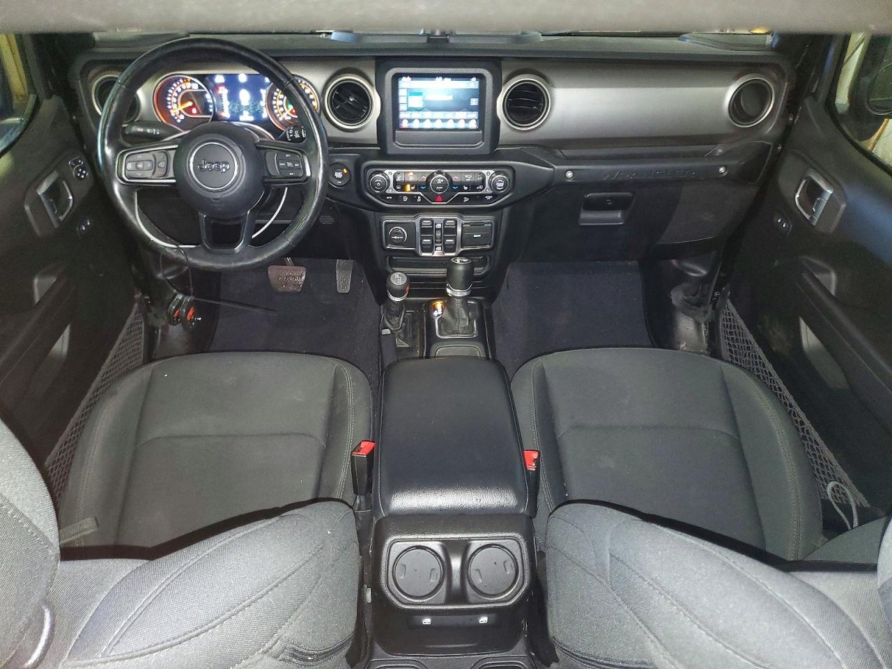 2020 Jeep Wrangler Unlimited Sport - zdjęcie 8