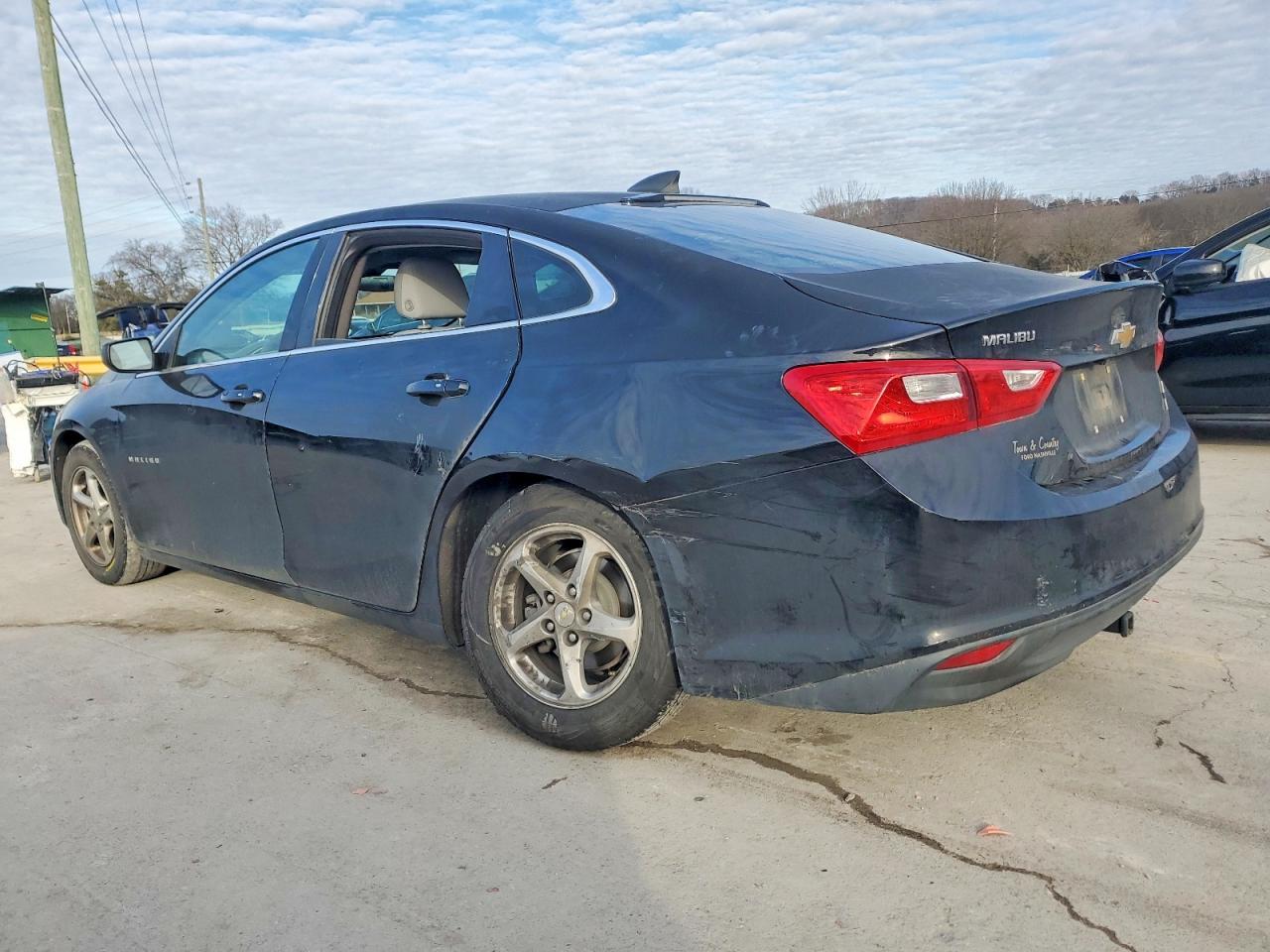 2017 Chevrolet Malibu Ls - zdjęcie 2