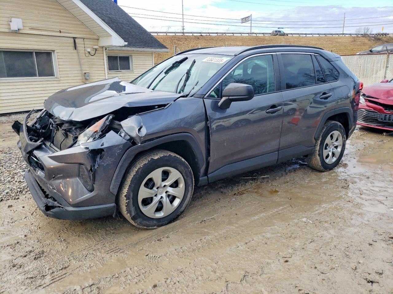 2020 Toyota Rav4 Le - zdjęcie główne