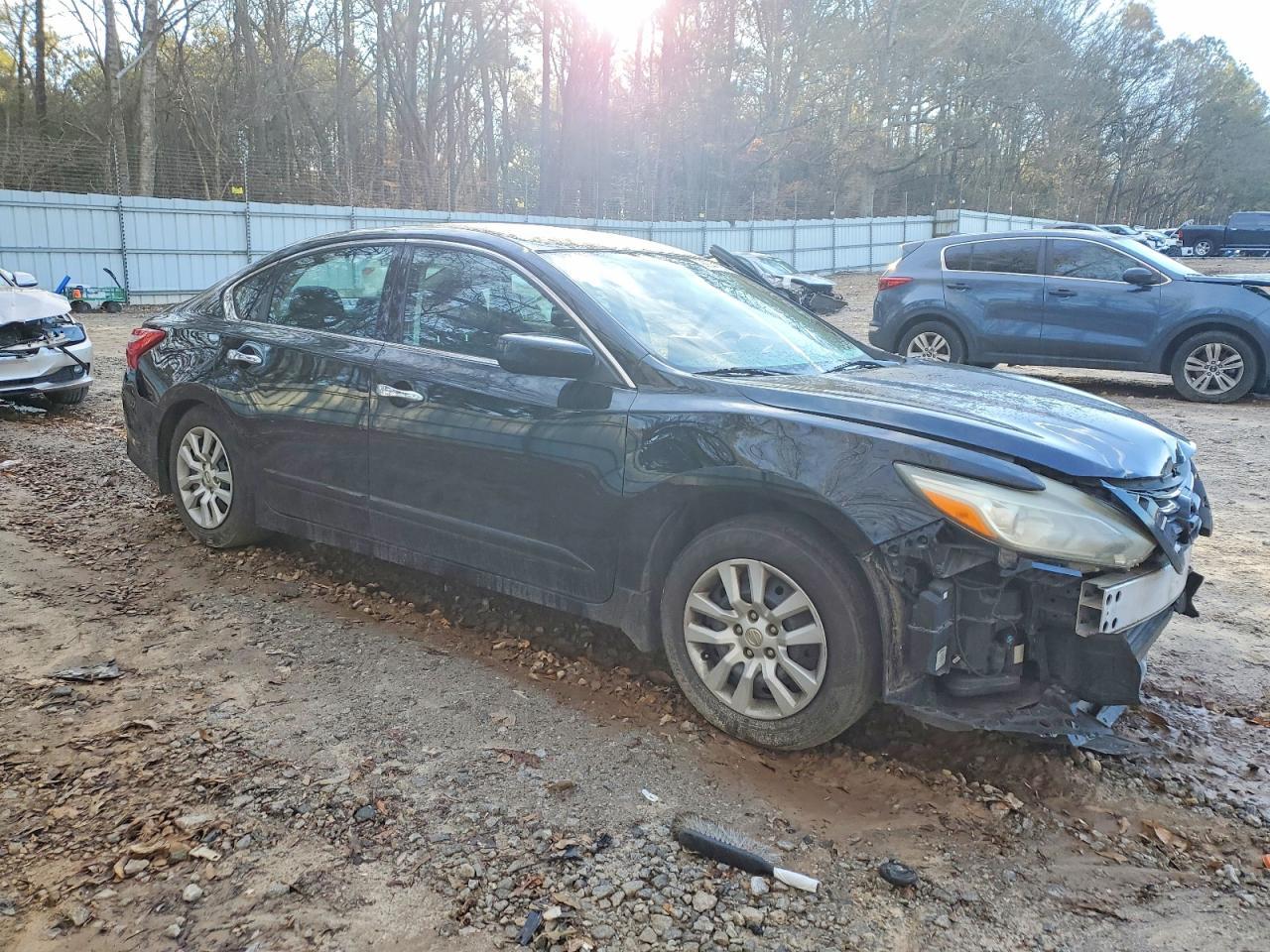 2017 Nissan Altima 2.5 - zdjęcie 4