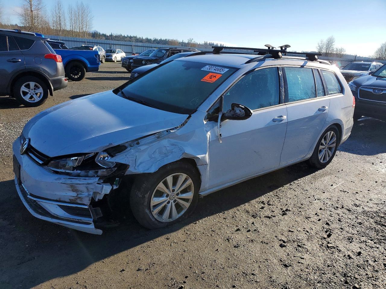 2019 Volkswagen Golf Sportwagen S - zdjęcie główne