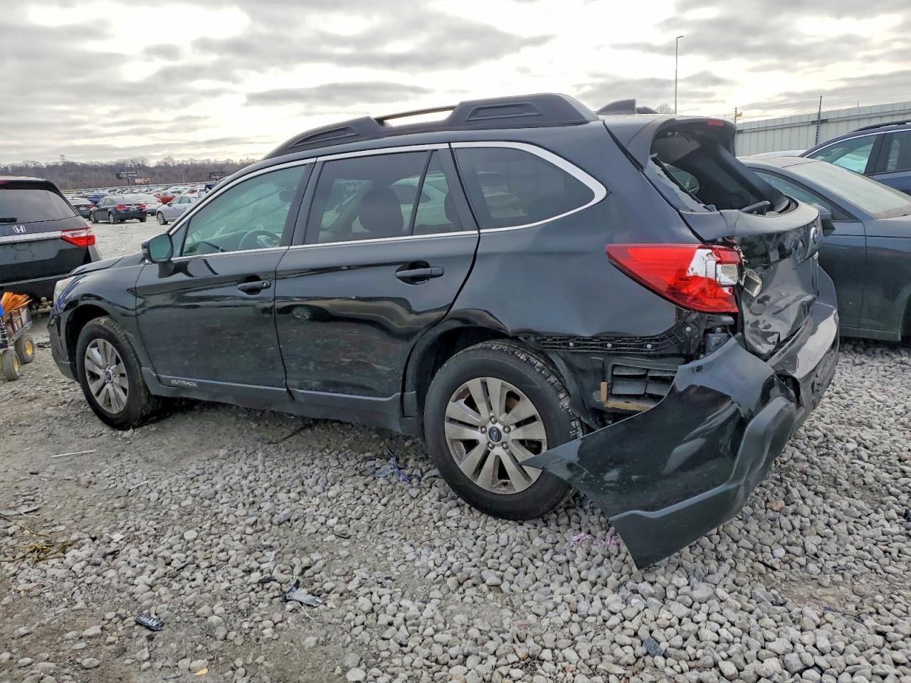 2019 Subaru Outback 2.5I Premium - zdjęcie 2