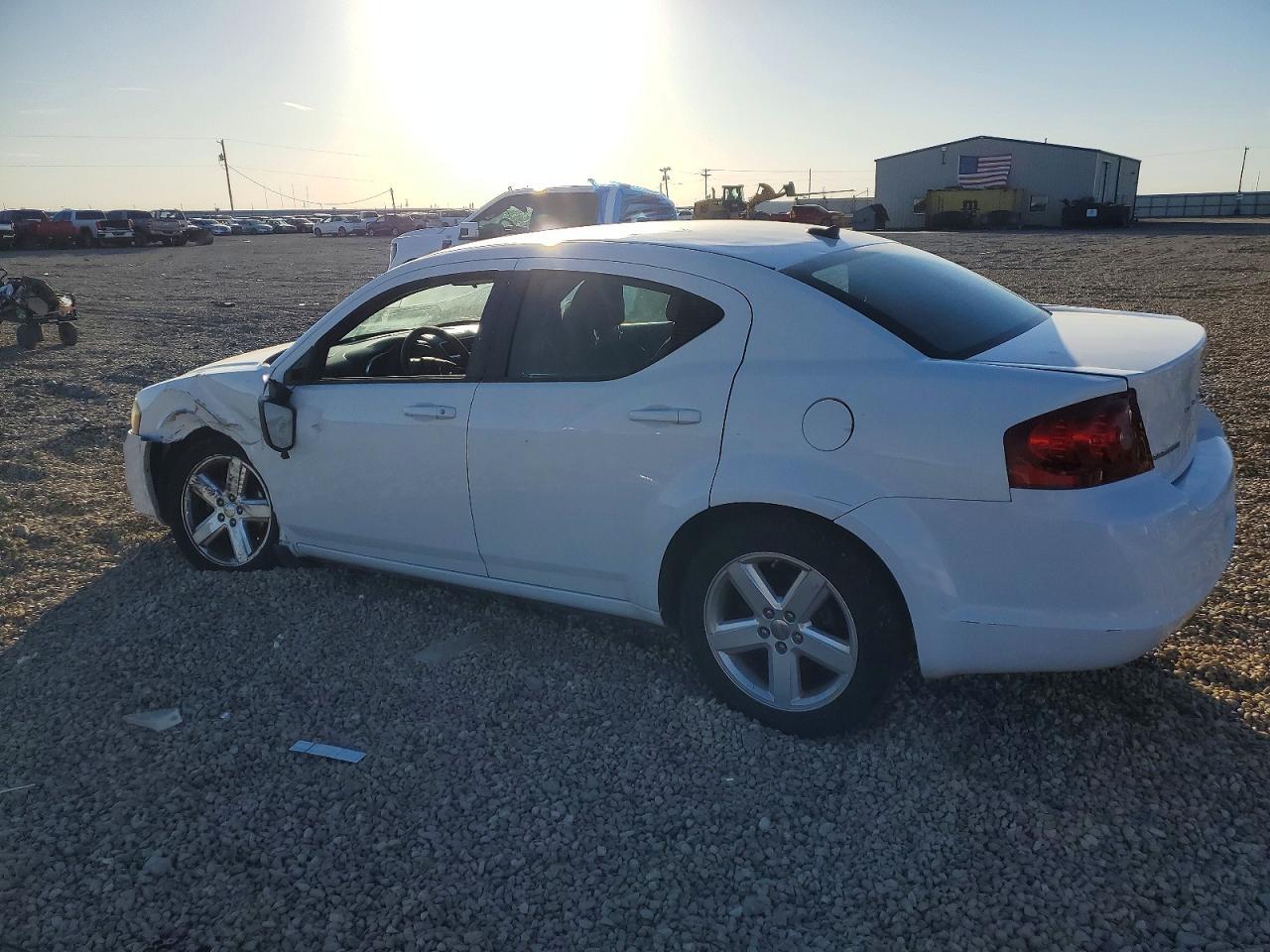 2013 Dodge Avenger Se - zdjęcie 2