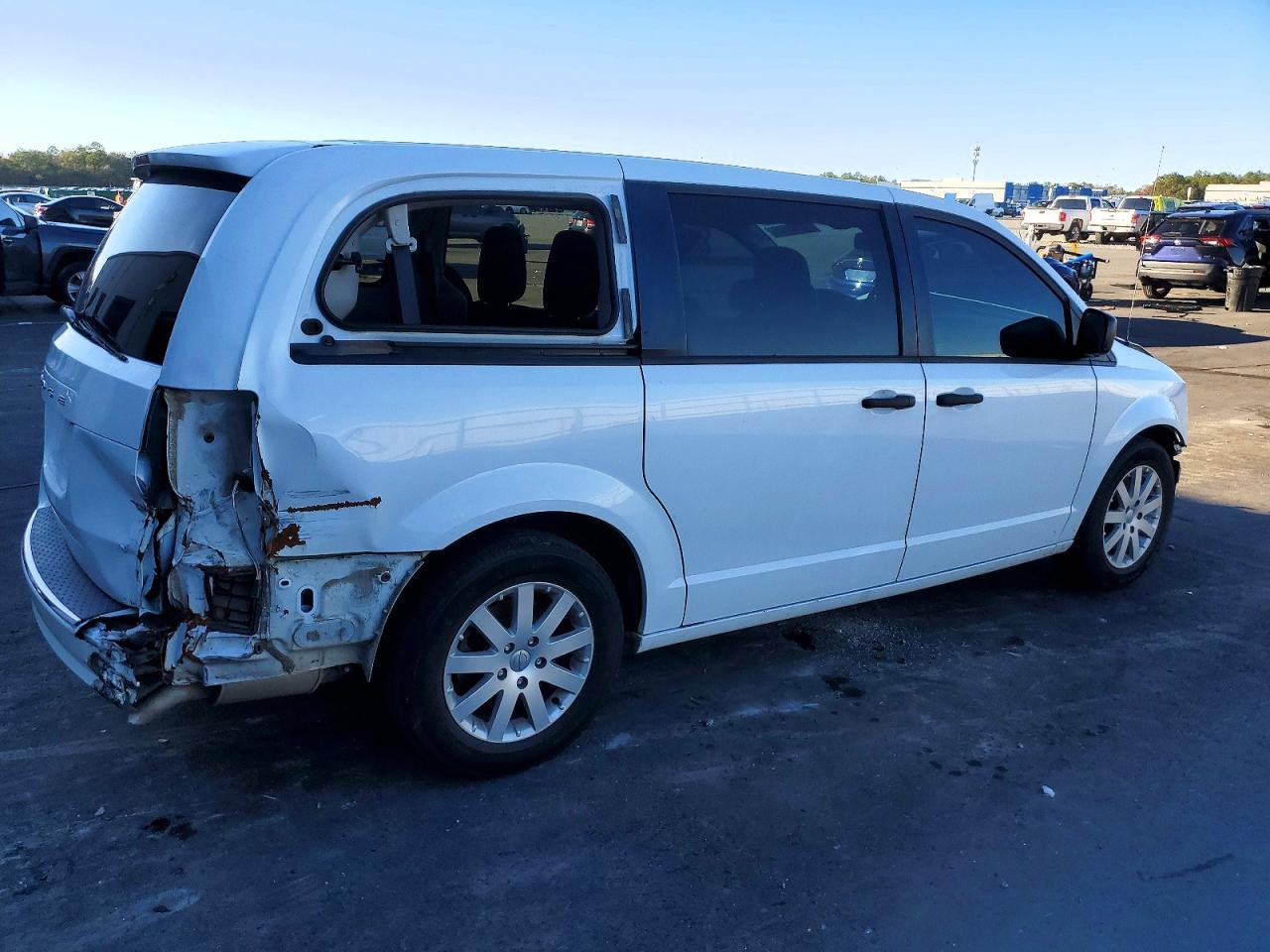 2019 Dodge Grand Caravan Se - zdjęcie 3
