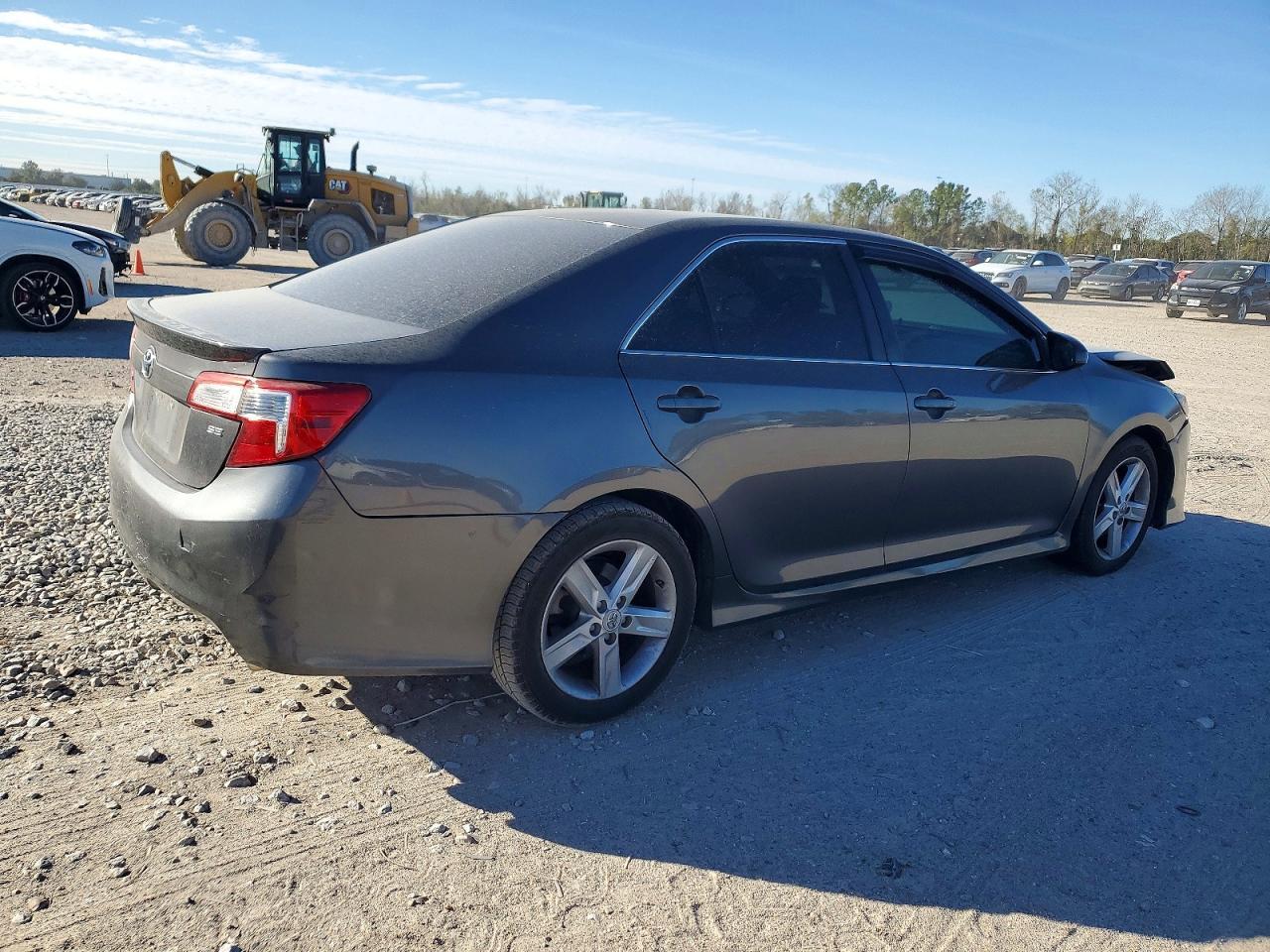 2013 Toyota Camry L - zdjęcie 3