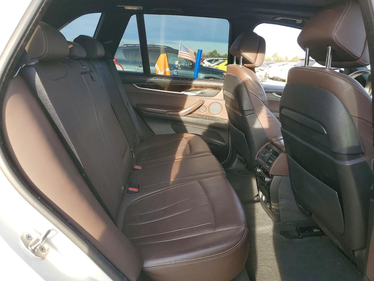 2016 BMW X5 xDrive35D - zdjęcie 11
