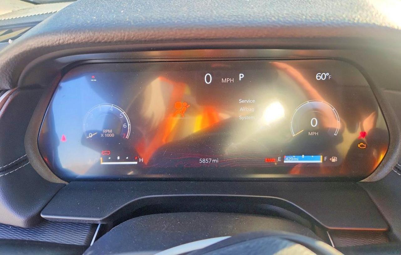 2025 Jeep Grand Cherokee Laredo - zdjęcie 9