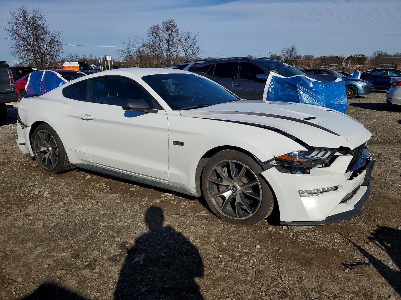 2020 Ford Mustang - zdjęcie 4