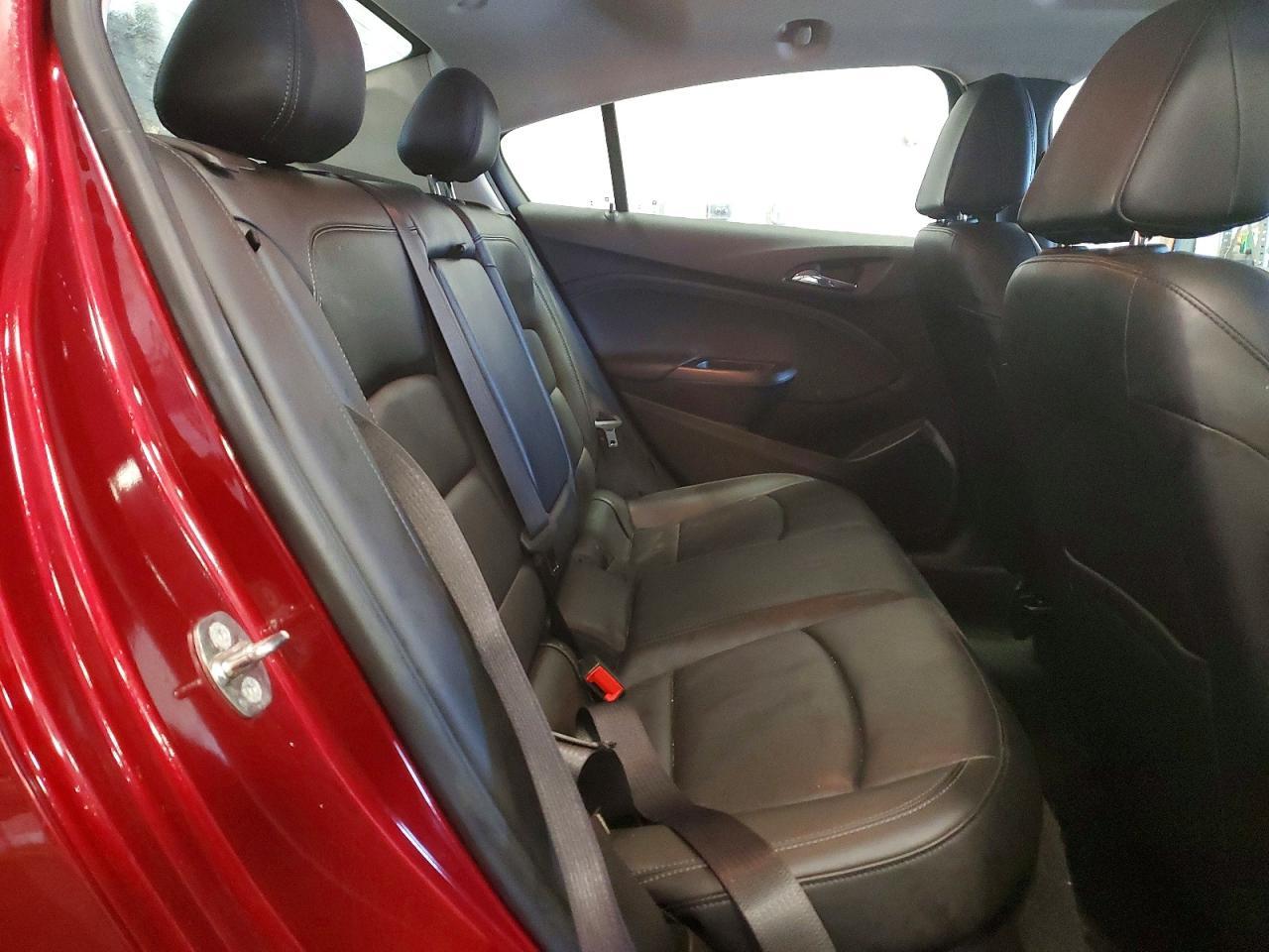 2018 Chevrolet Cruze Premier - zdjęcie 10