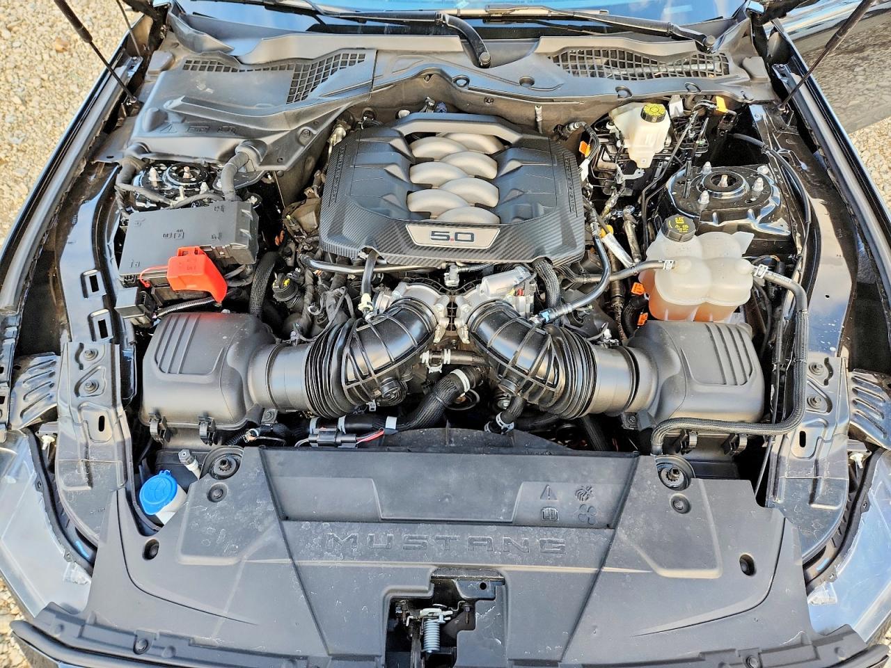 2024 Ford Mustang Gt - zdjęcie 11