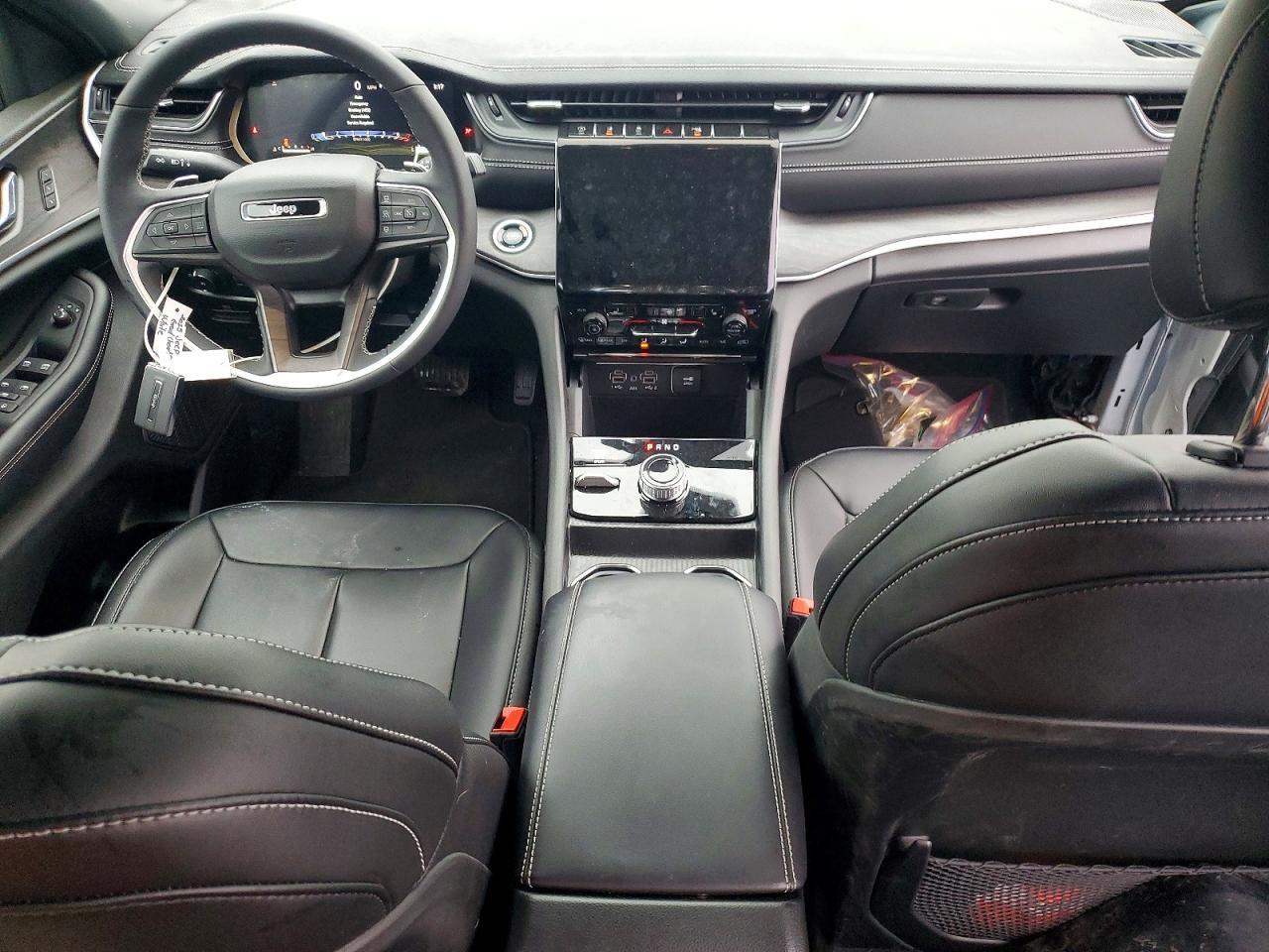2025 Jeep Grand Cherokee L Limited - zdjęcie 8