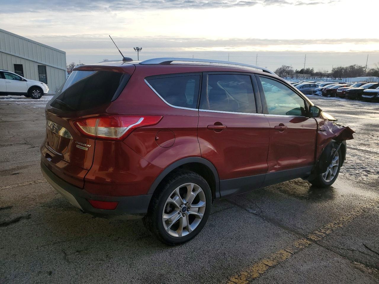 2014 Ford Escape Titanium - zdjęcie 3
