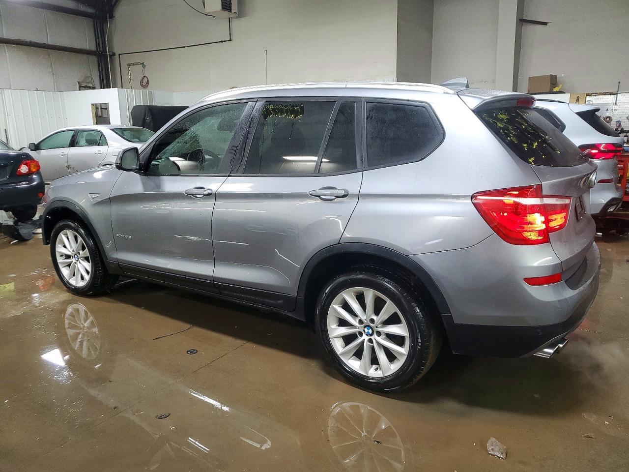 2017 BMW X3 xDrive28I - zdjęcie 2