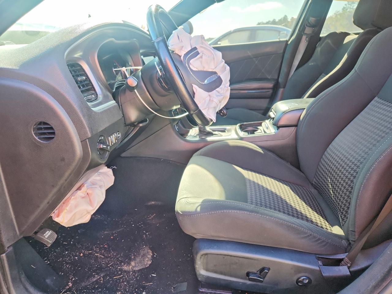 2019 Dodge Charger R/T - zdjęcie 7