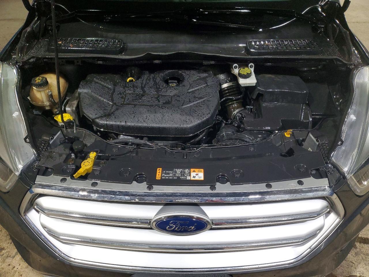 2017 Ford Escape Titanium - zdjęcie 12