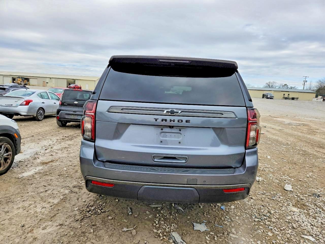 2022 Chevrolet Tahoe K1500 Z71 - zdjęcie 6