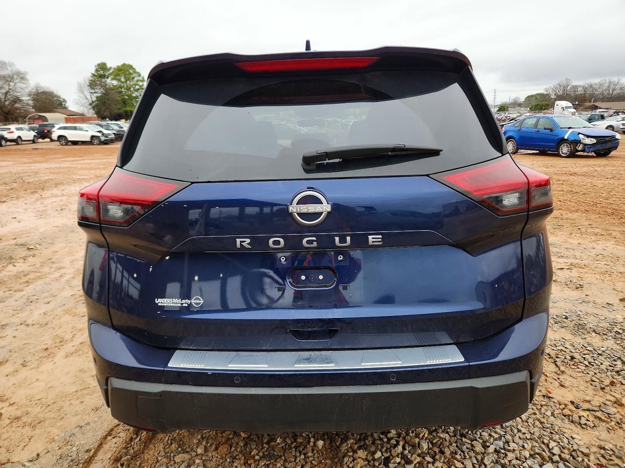 2025 Nissan Rogue Sv - zdjęcie 6
